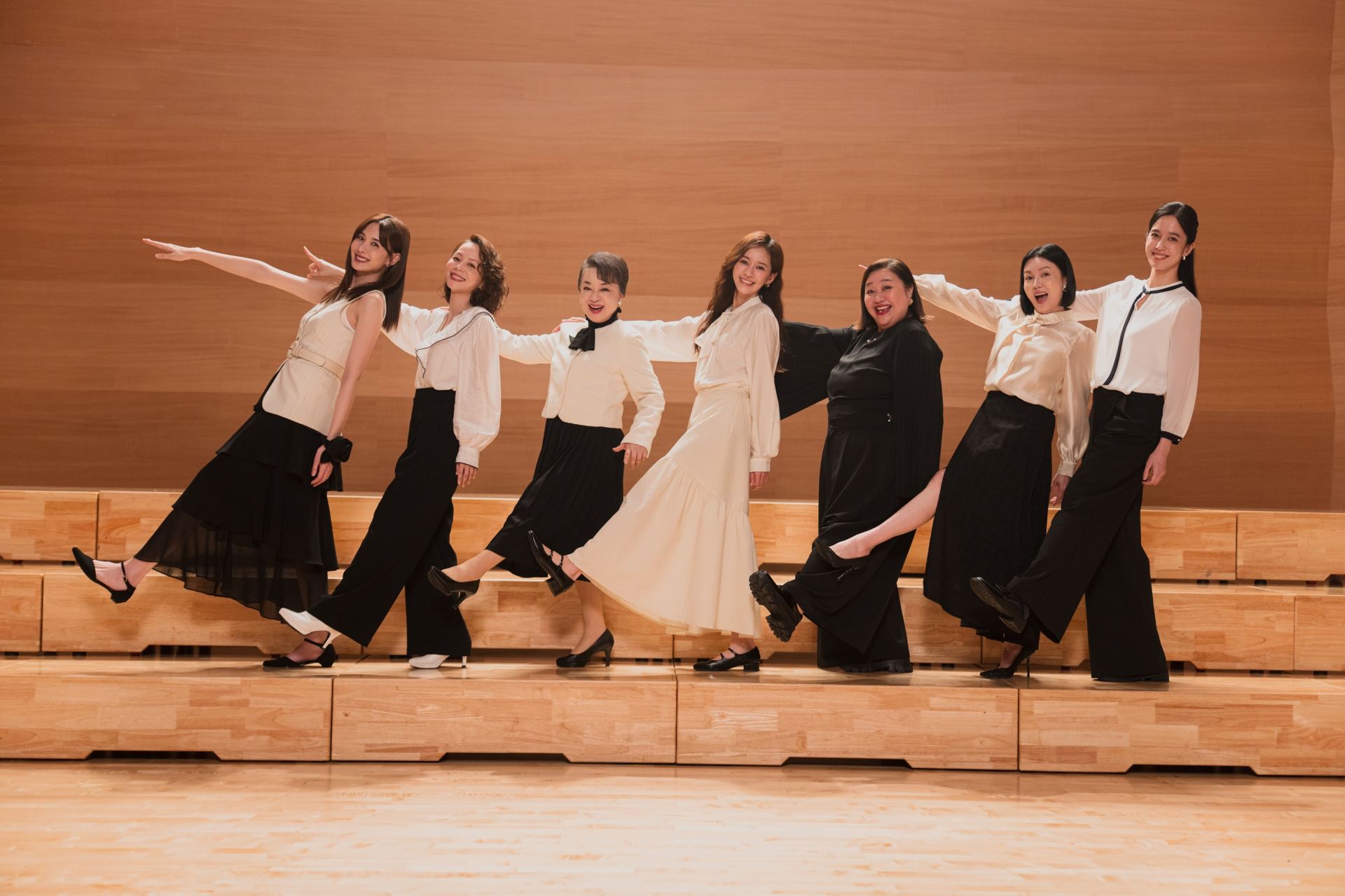 《陽光女子合唱團》 7位跨世代華麗卡司大公開！-附圖3