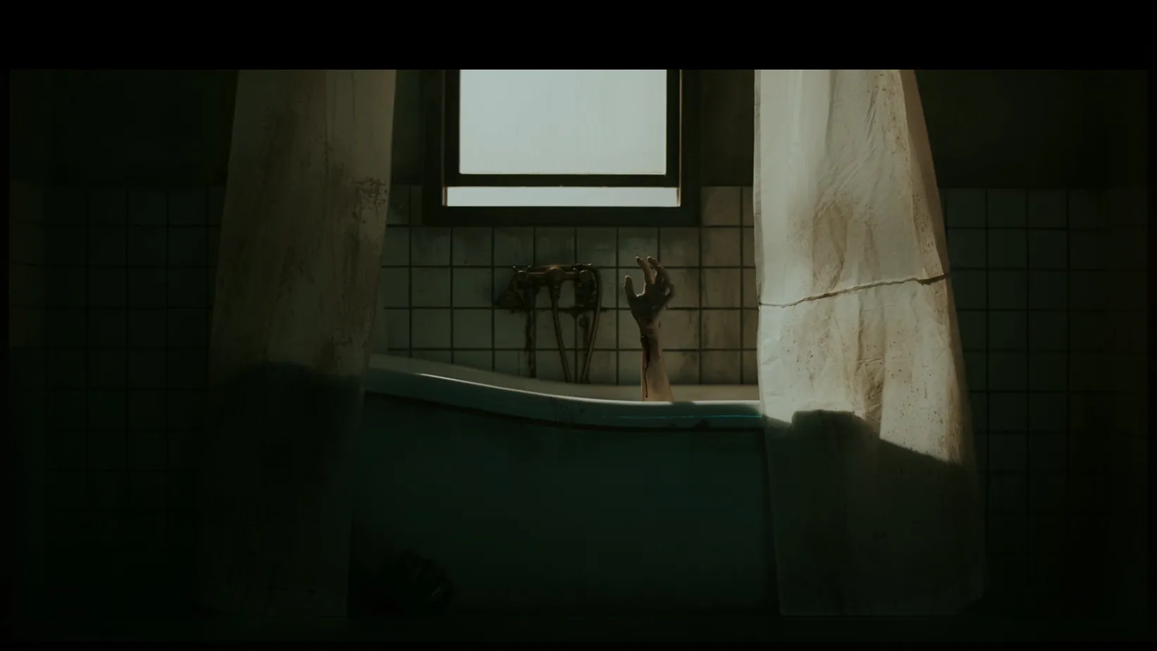 鬼們之蝴蝶大廈片花